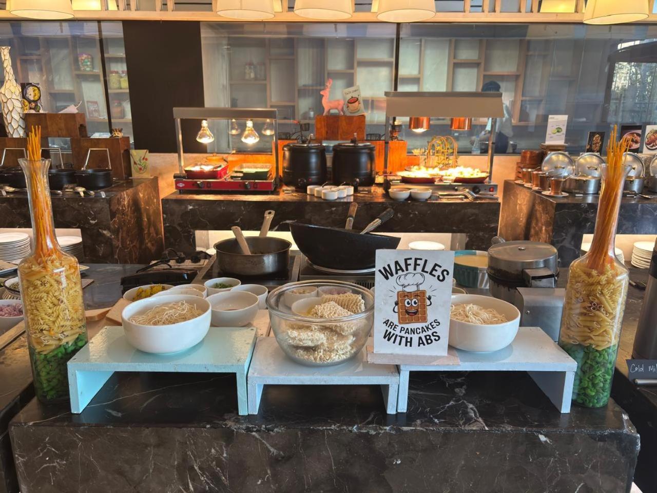 印多尔费尔菲尔德万豪酒店 外观 照片